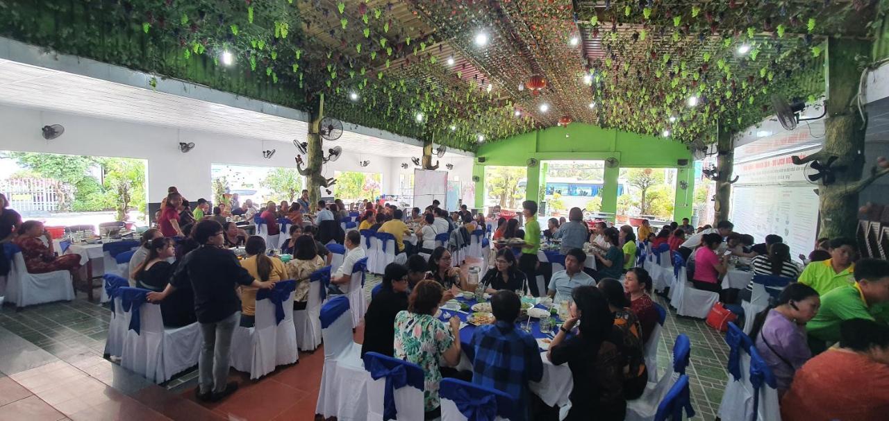 Ap Vinh Phu Khach San Ngoc Han מראה חיצוני תמונה